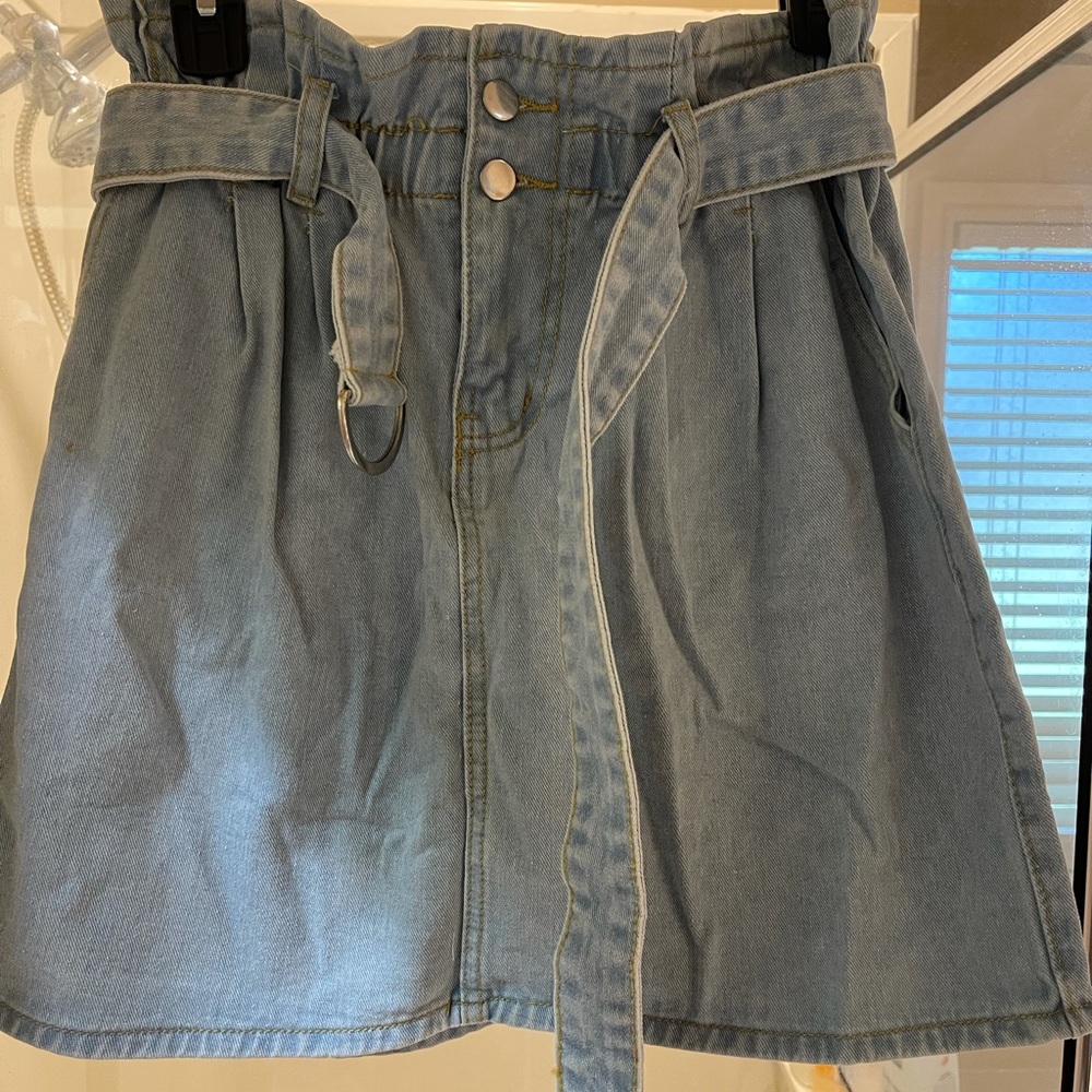 Never worn skirt